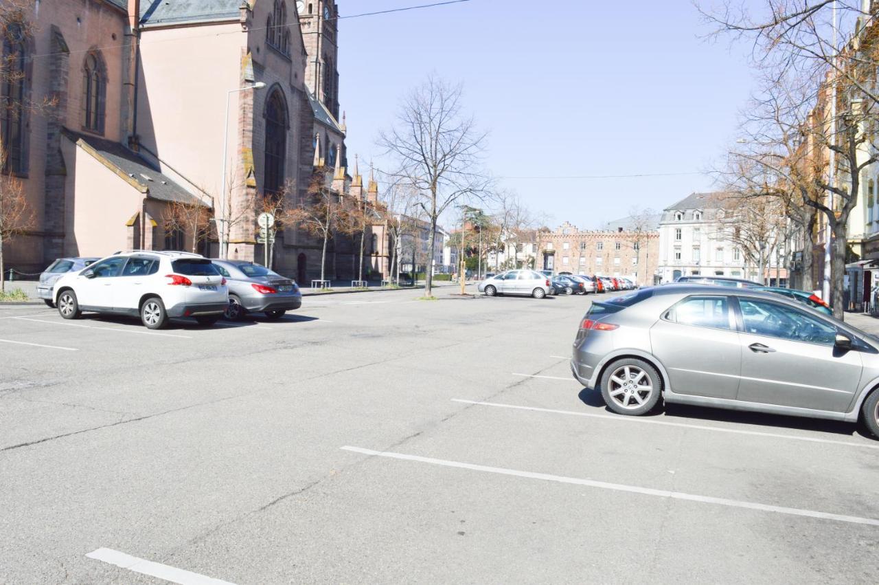 Evasion St Joseph Odysalis - Lit King Size - Parking - Proche Centre Apartment Colmar Exterior photo